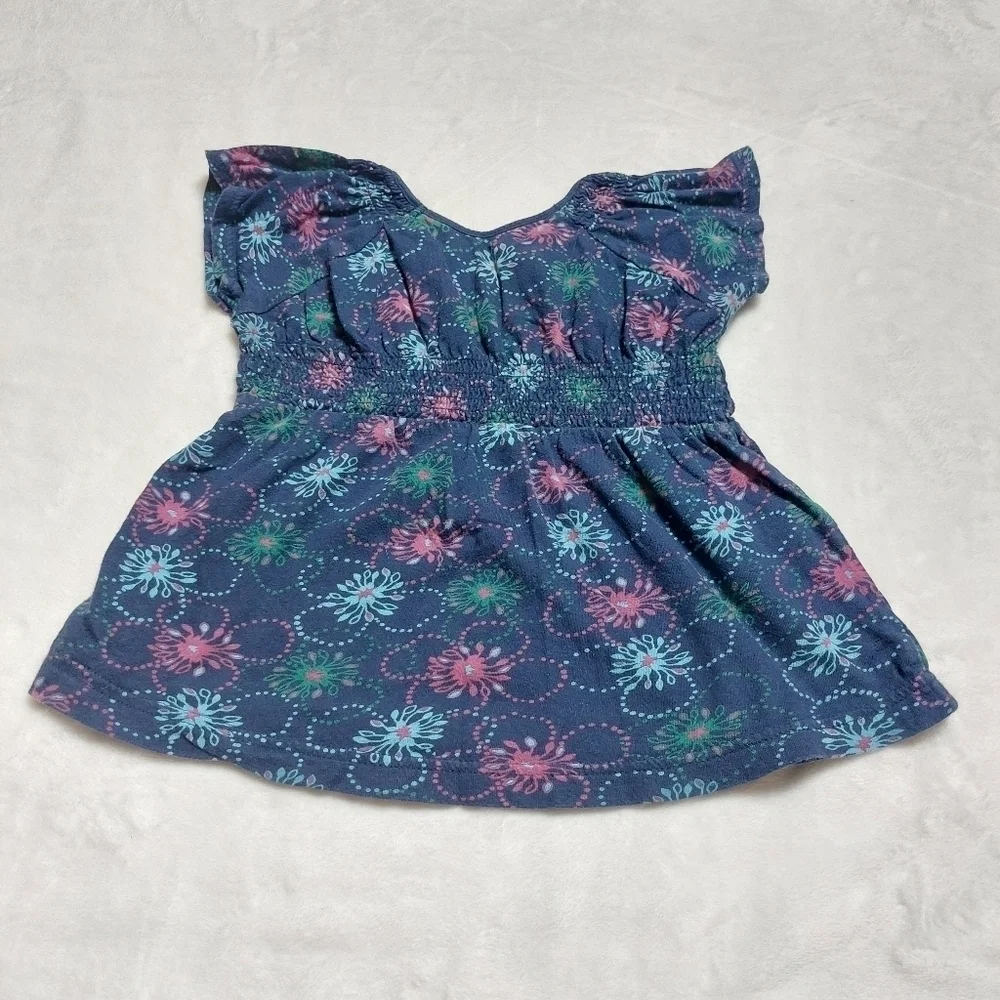 OLD NAVY GIRLS BLUE FLORAL BABYDOLL STYLE T-SHIRT SIZE XS